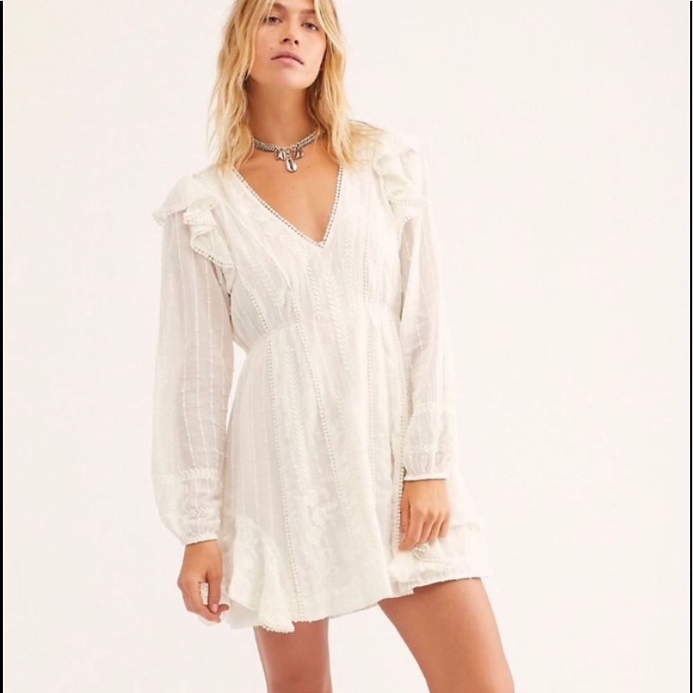 FREE PEOPLE mini dress 👗